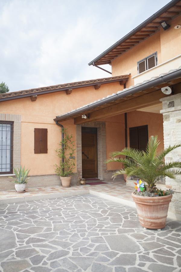 B&B La Gioiosa อัสซิซี ภายนอก รูปภาพ